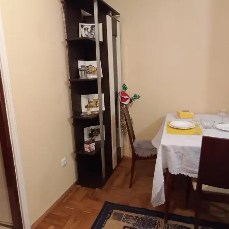 Gala *